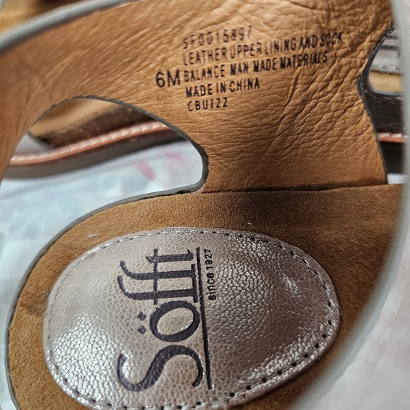 Sofft Womens Sandals Size 6 Metallic Buckle Ankle Strap Leather Comfort - Picture 5 of 16